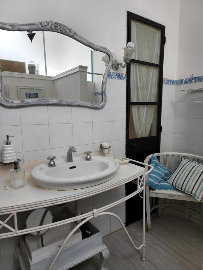 Вилла Casa En Barrio Historico Колония-дель-Сакраменто Экстерьер фото